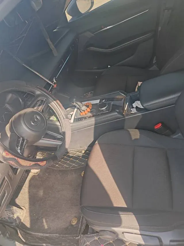 2022 Mazda 3 Axela 2.0L 158HP L4 6AT,autocango,china used car exporter,china ev exporter,chinese used car exporter,chinese used ev exporter