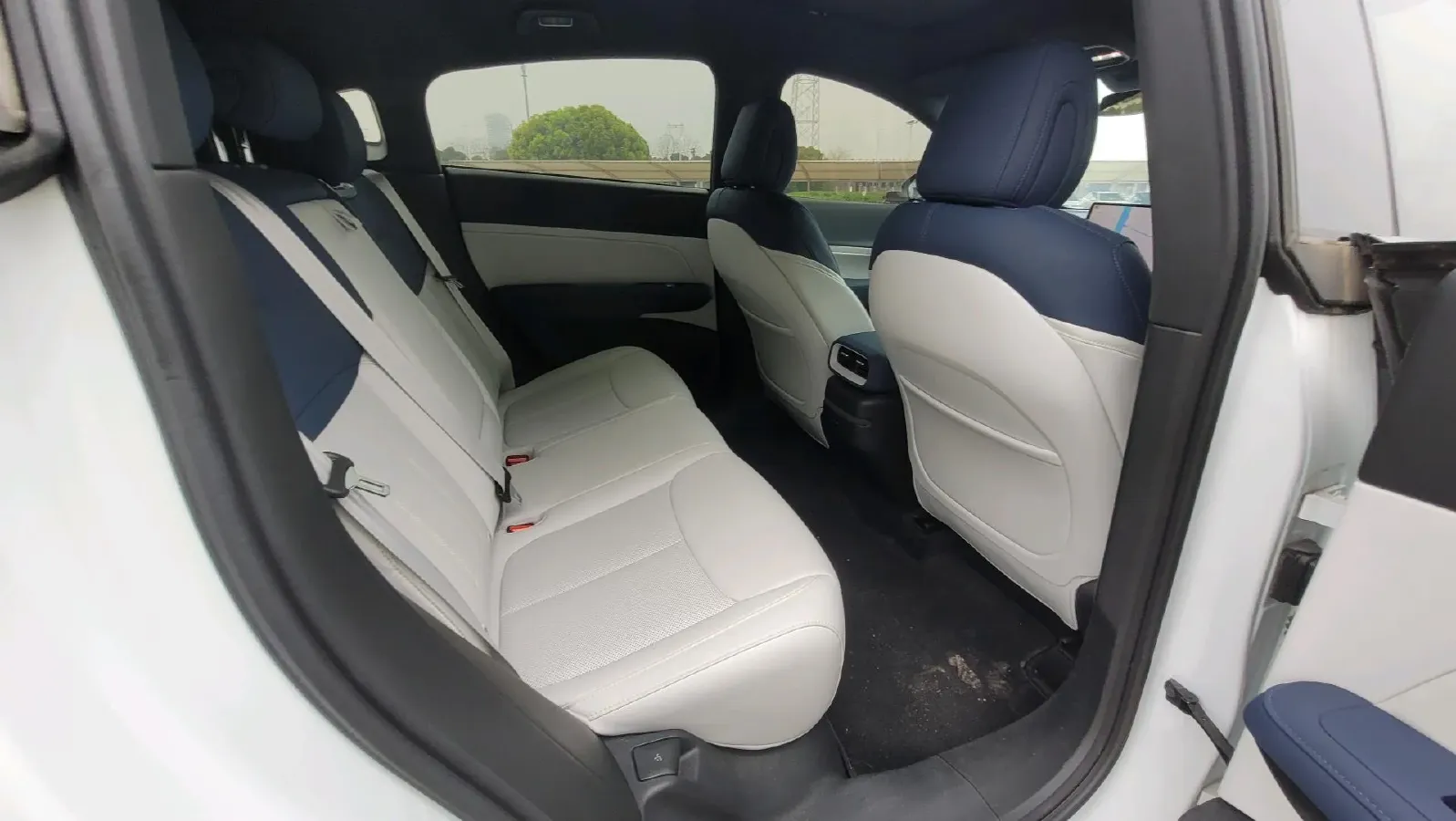 2023 Xpeng G6 BEV 66KWH,autocango,china used car exporter,china ev exporter,chinese used car exporter,chinese used ev exporter