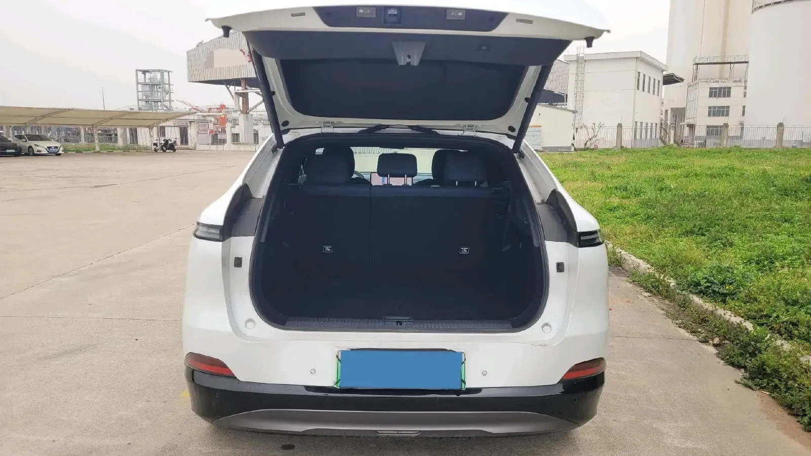 2023 Xpeng G6 BEV 66KWH,autocango,china used car exporter,china ev exporter,chinese used car exporter,chinese used ev exporter