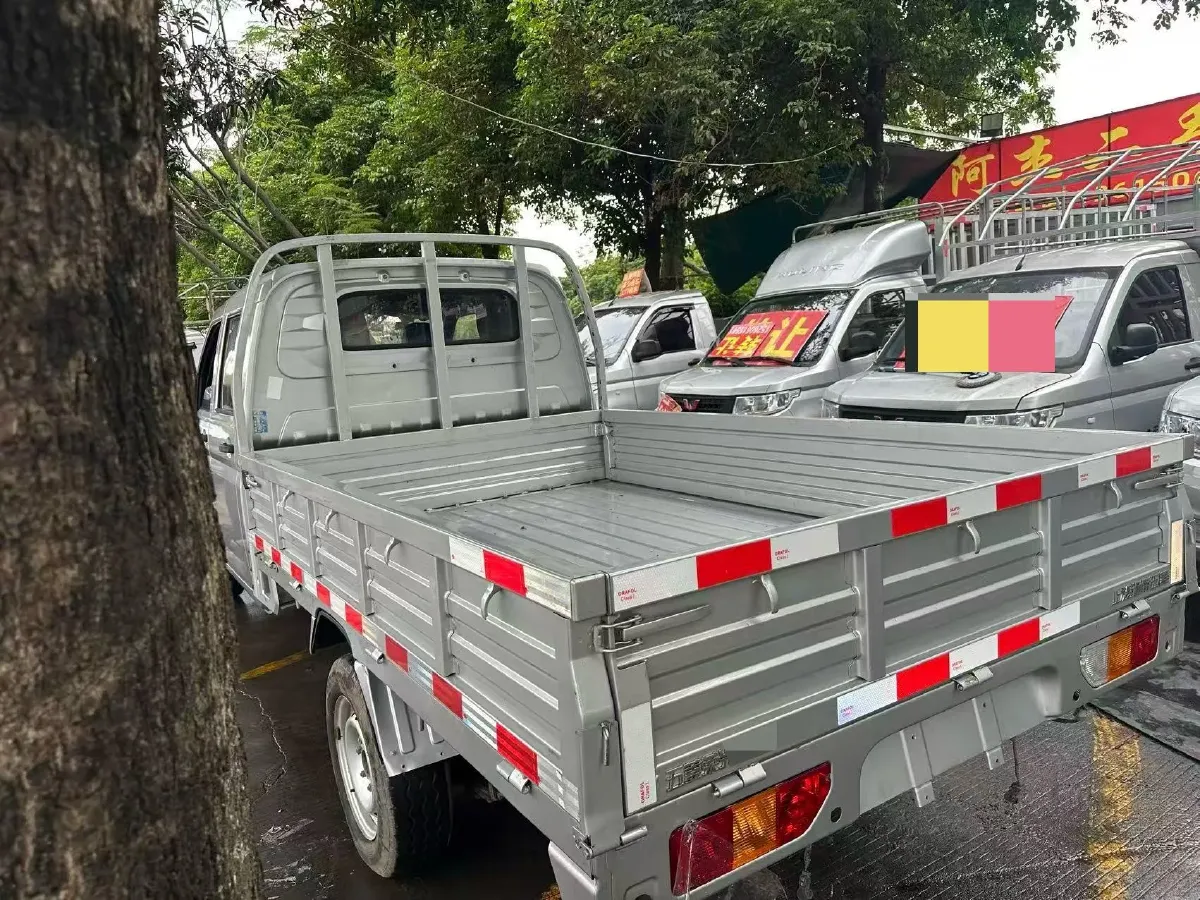 2021 WuLing RongGuang New Truck 1.5L 99HP L4 5MT,autocango,china used car exporter,china ev exporter,chinese used car exporter,chinese used ev exporter