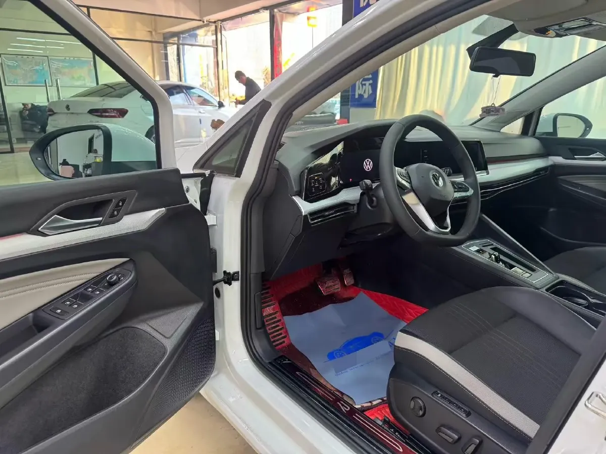 2023 Volkswagen Golf 1.4T 150HP L4 7DCT,autocango,china used car exporter,china ev exporter,chinese used car exporter,chinese used ev exporter