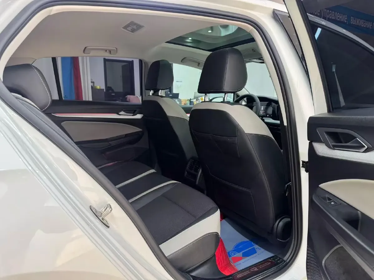 2023 Volkswagen Golf 1.4T 150HP L4 7DCT,autocango,china used car exporter,china ev exporter,chinese used car exporter,chinese used ev exporter