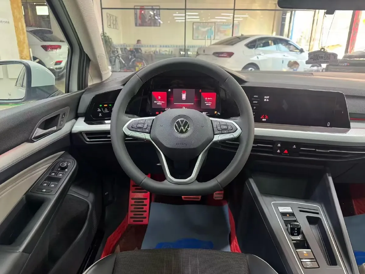 2023 Volkswagen Golf 1.4T 150HP L4 7DCT,autocango,china used car exporter,china ev exporter,chinese used car exporter,chinese used ev exporter