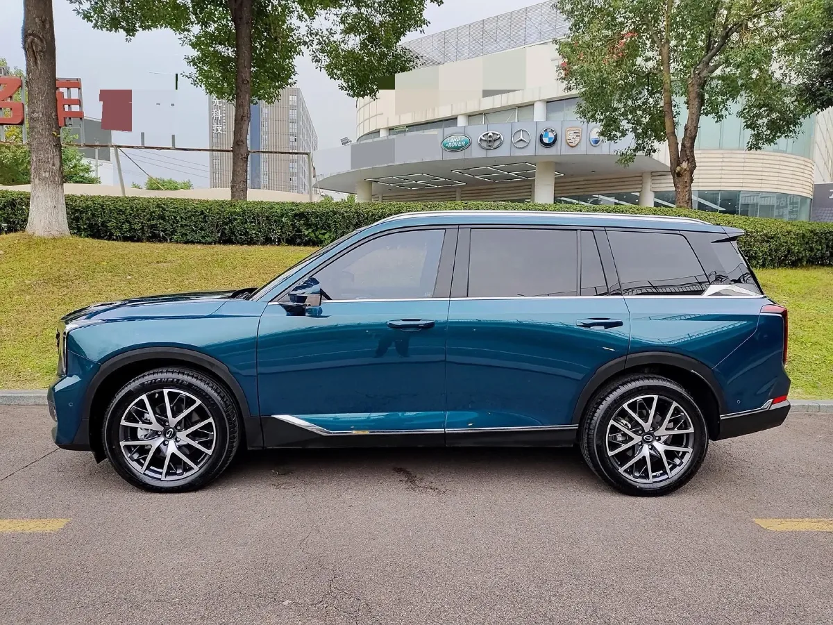 2022 GAC Trumpchi GS8 2.0T 252HP L4 8AT,autocango,china used car exporter,china ev exporter,chinese used car exporter,chinese used ev exporter