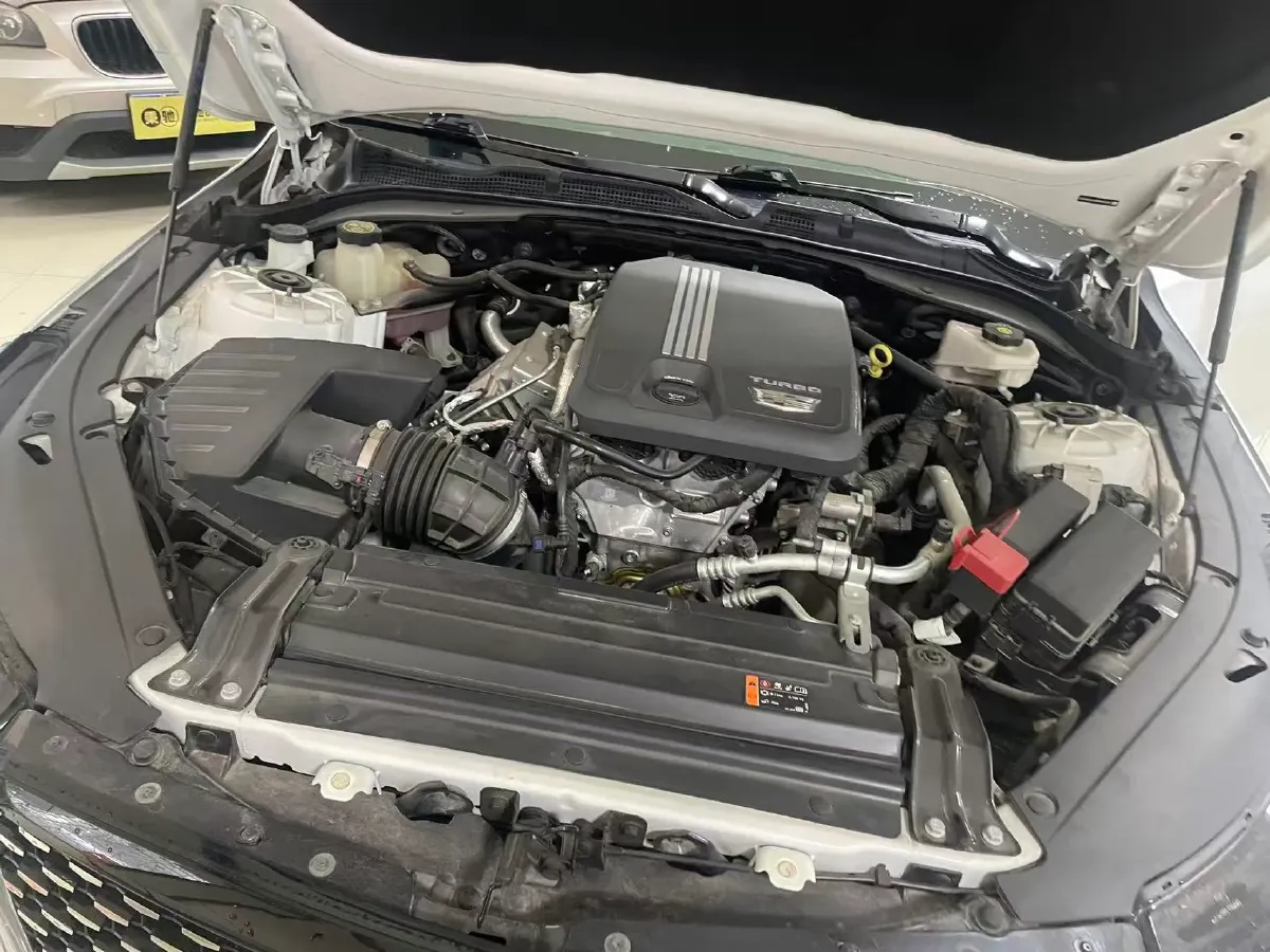 2023 Cadillac CT4 2.0T 237HP L4 8AT,autocango,china used car exporter,china ev exporter,chinese used car exporter,chinese used ev exporter