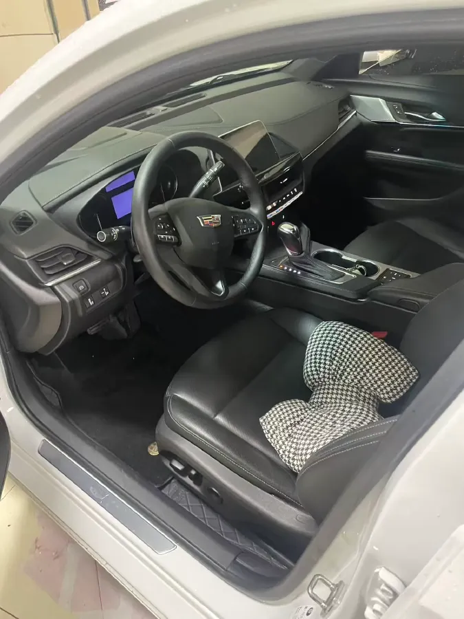 2023 Cadillac CT4 2.0T 237HP L4 8AT,autocango,china used car exporter,china ev exporter,chinese used car exporter,chinese used ev exporter