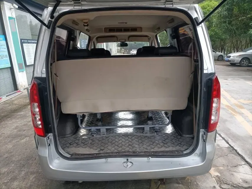 2019 WuLing HongGuang V 1.5L 99HP L4 6MT,autocango,china used car exporter,china ev exporter,chinese used car exporter,chinese used ev exporter