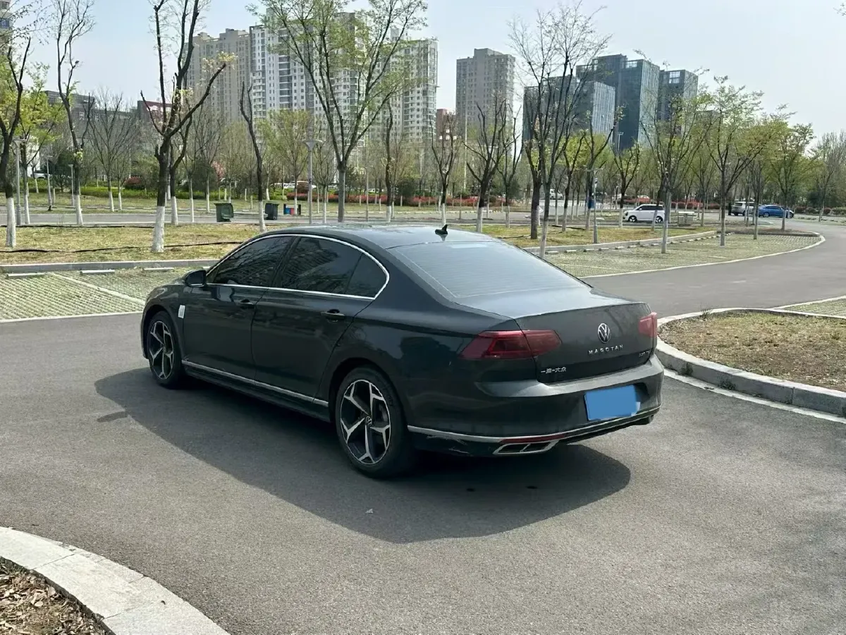 2023 Volkswagen Magotan 2.0T 186HP L4 7DCT,autocango,china used car exporter,china ev exporter,chinese used car exporter,chinese used ev exporter