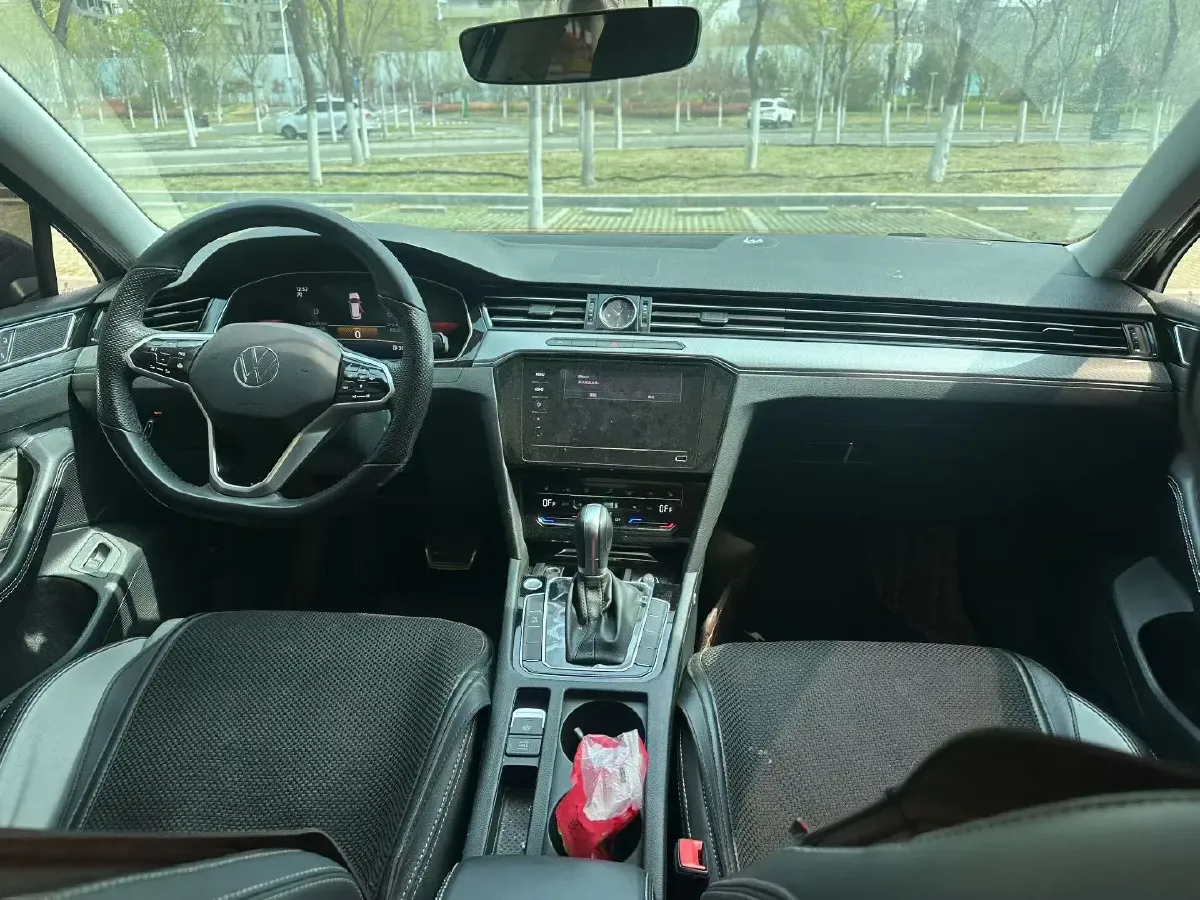 2023 Volkswagen Magotan 2.0T 186HP L4 7DCT,autocango,china used car exporter,china ev exporter,chinese used car exporter,chinese used ev exporter