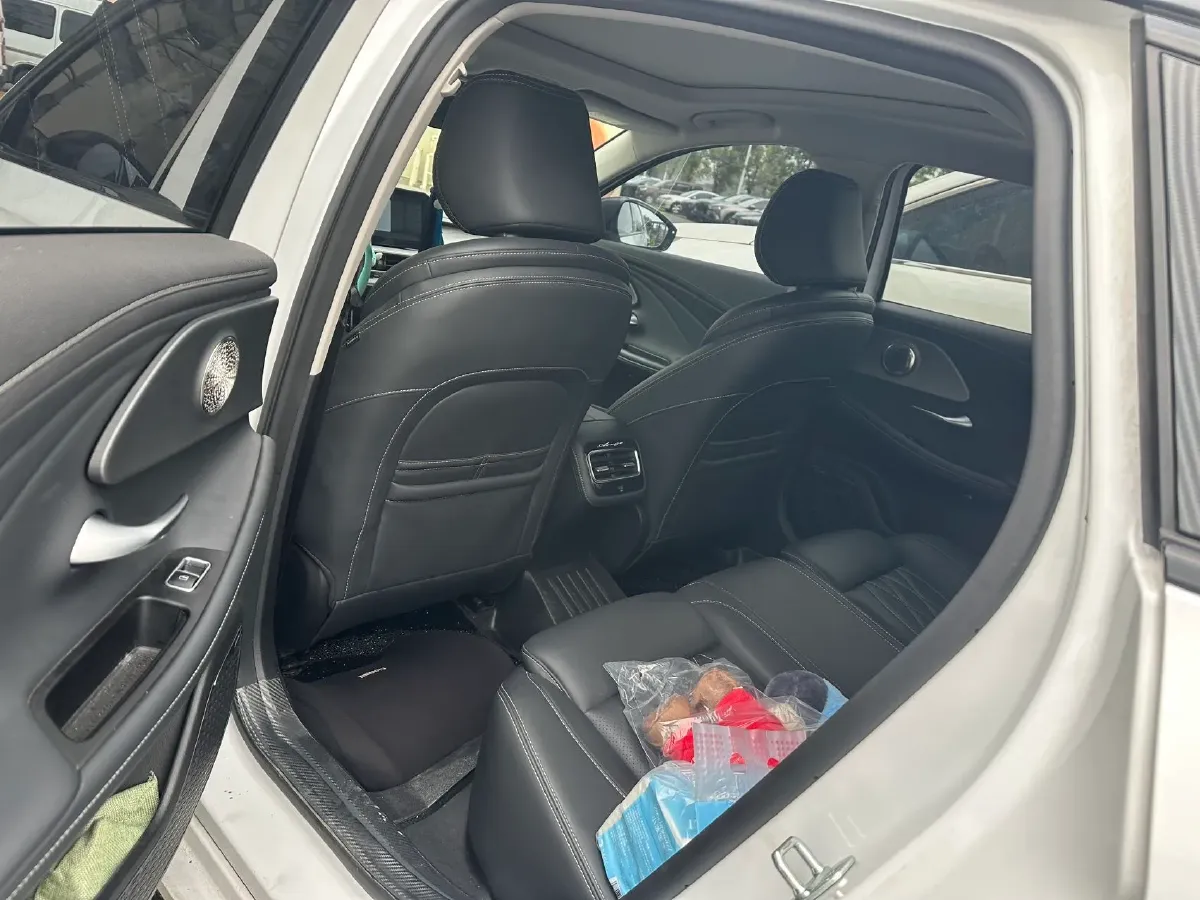 2024 Chery Arrizo 8 2.0T 254HP L4 7DCT,autocango,china used car exporter,china ev exporter,chinese used car exporter,chinese used ev exporter