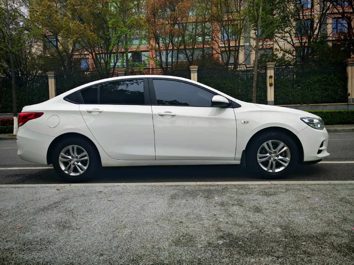 2016 Chevrolet Cavalier 1.5L 113HP L4 6AT,autocango,china used car exporter,china ev exporter,chinese used car exporter,chinese used ev exporter