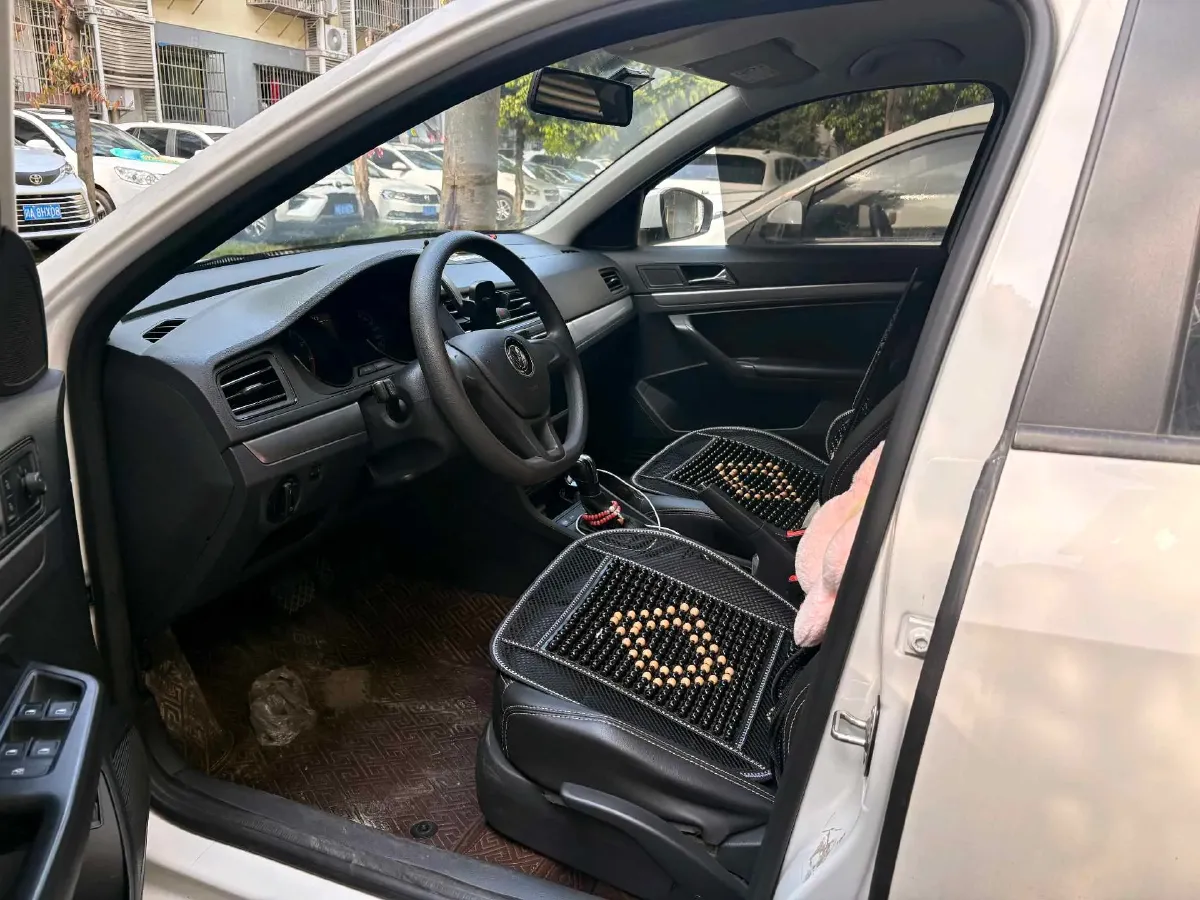 2019 Volkswagen T-Cross 1.5L 113HP L4 6AT,autocango,china used car exporter,china ev exporter,chinese used car exporter,chinese used ev exporter