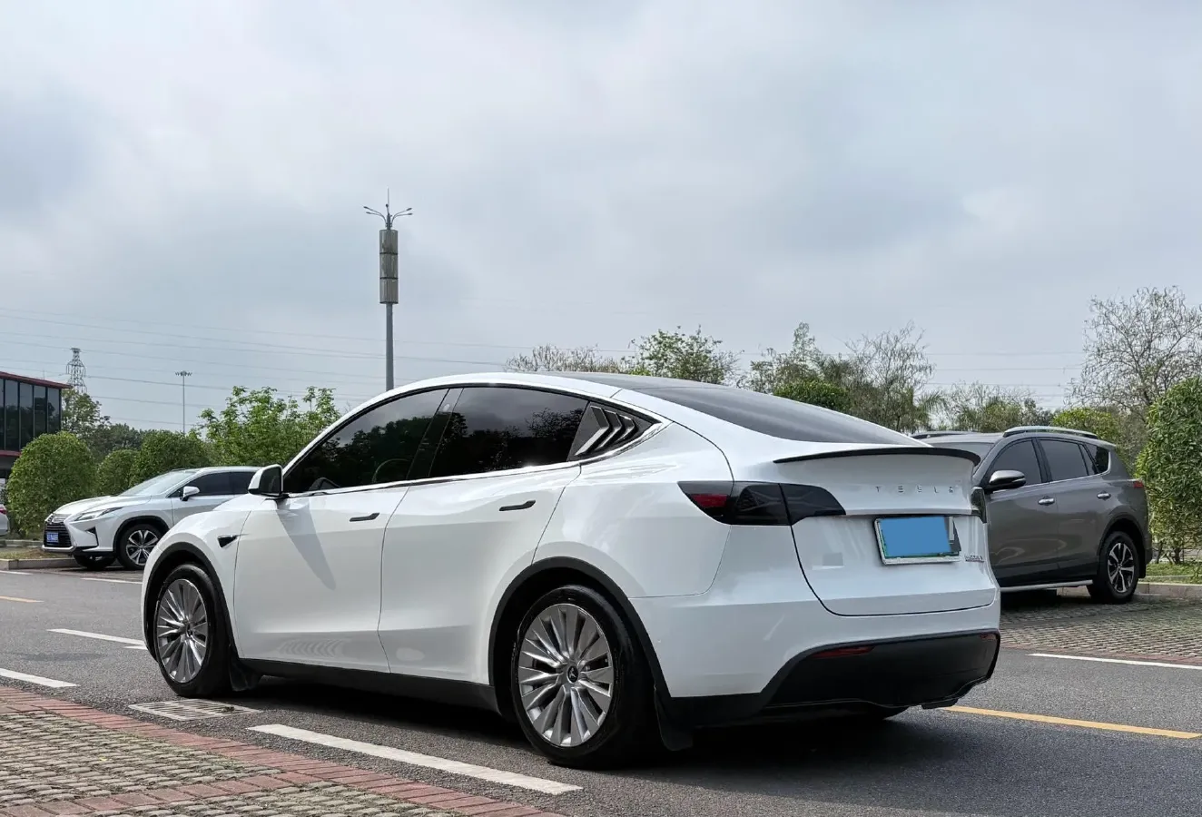 2023 Tesla Model Y BEV 78.4KWH,autocango,china used car exporter,china ev exporter,chinese used car exporter,chinese used ev exporter