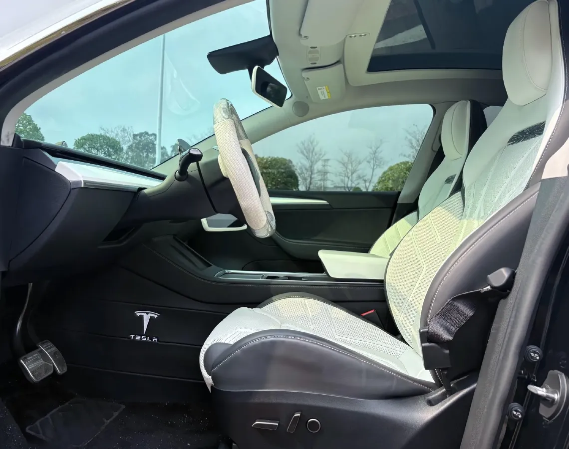 2023 Tesla Model Y BEV 78.4KWH,autocango,china used car exporter,china ev exporter,chinese used car exporter,chinese used ev exporter