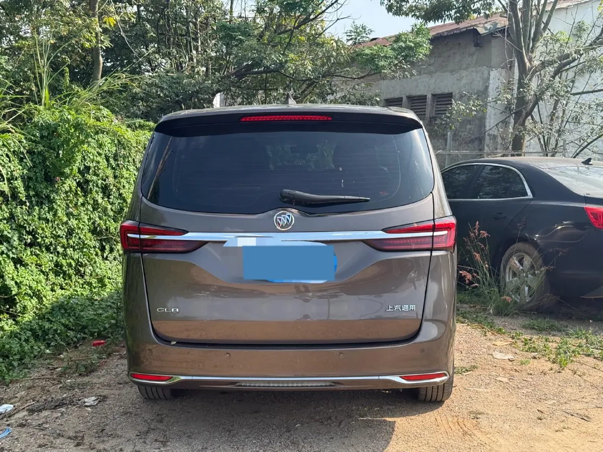 2023 Buick GL8 2.0T 237HP L4 9AT,autocango,china used car exporter,china ev exporter,chinese used car exporter,chinese used ev exporter