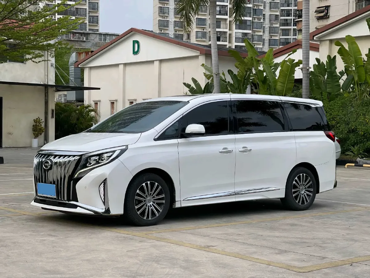 2021 GAC Trumpchi M8 2.0T 252HP L4 8AT,autocango,china used car exporter,china ev exporter,chinese used car exporter,chinese used ev exporter