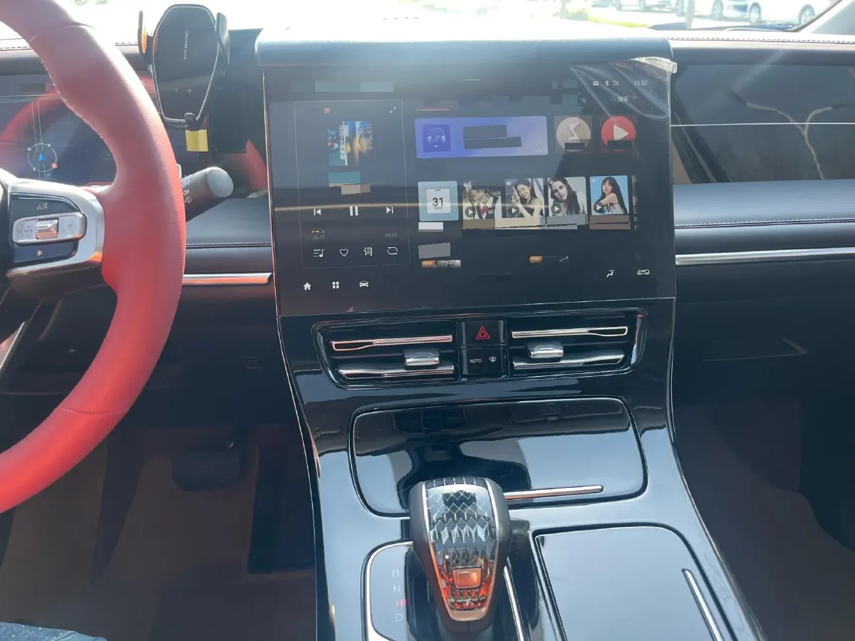 2024 GAC Trumpchi M8 2.0T 252HP L4 8AT,autocango,china used car exporter,china ev exporter,chinese used car exporter,chinese used ev exporter