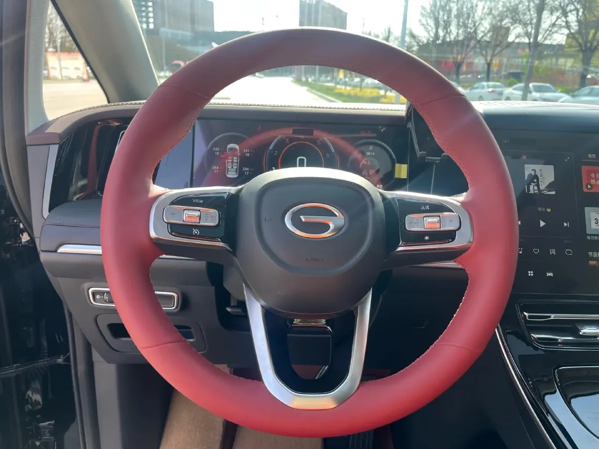 2024 GAC Trumpchi M8 2.0T 252HP L4 8AT,autocango,china used car exporter,china ev exporter,chinese used car exporter,chinese used ev exporter