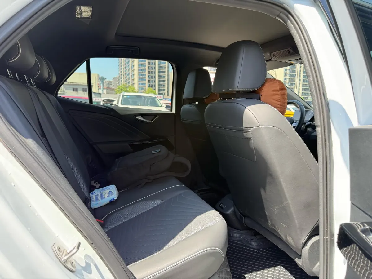 2023 Volkswagen ID.3 BEV 52.8KWH,autocango,china used car exporter,china ev exporter,chinese used car exporter,chinese used ev exporter