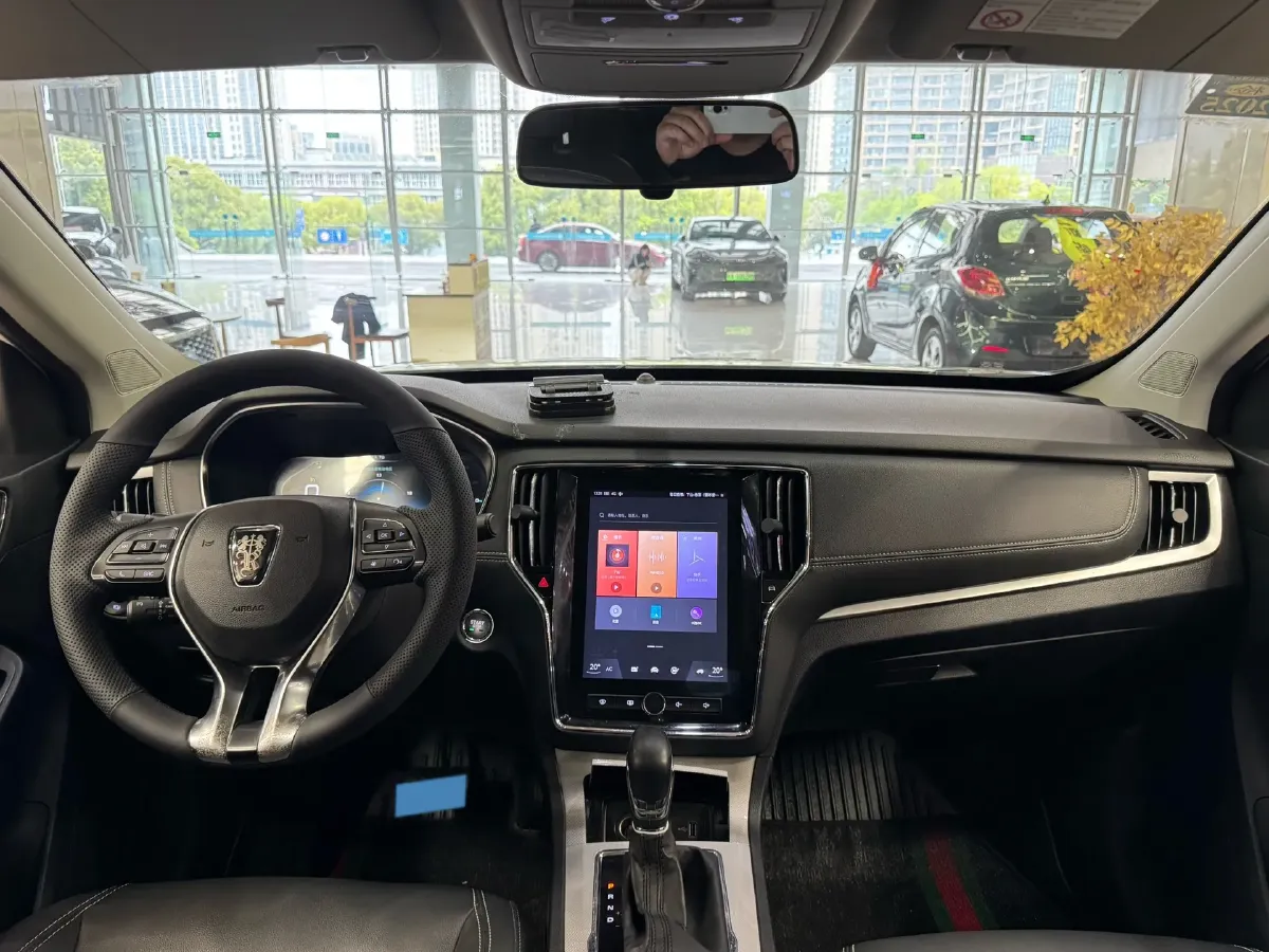 2019 Roewe RX5 1.5T 162HP L4 2AT PHEV 12KWH,autocango,china used car exporter,china ev exporter,chinese used car exporter,chinese used ev exporter