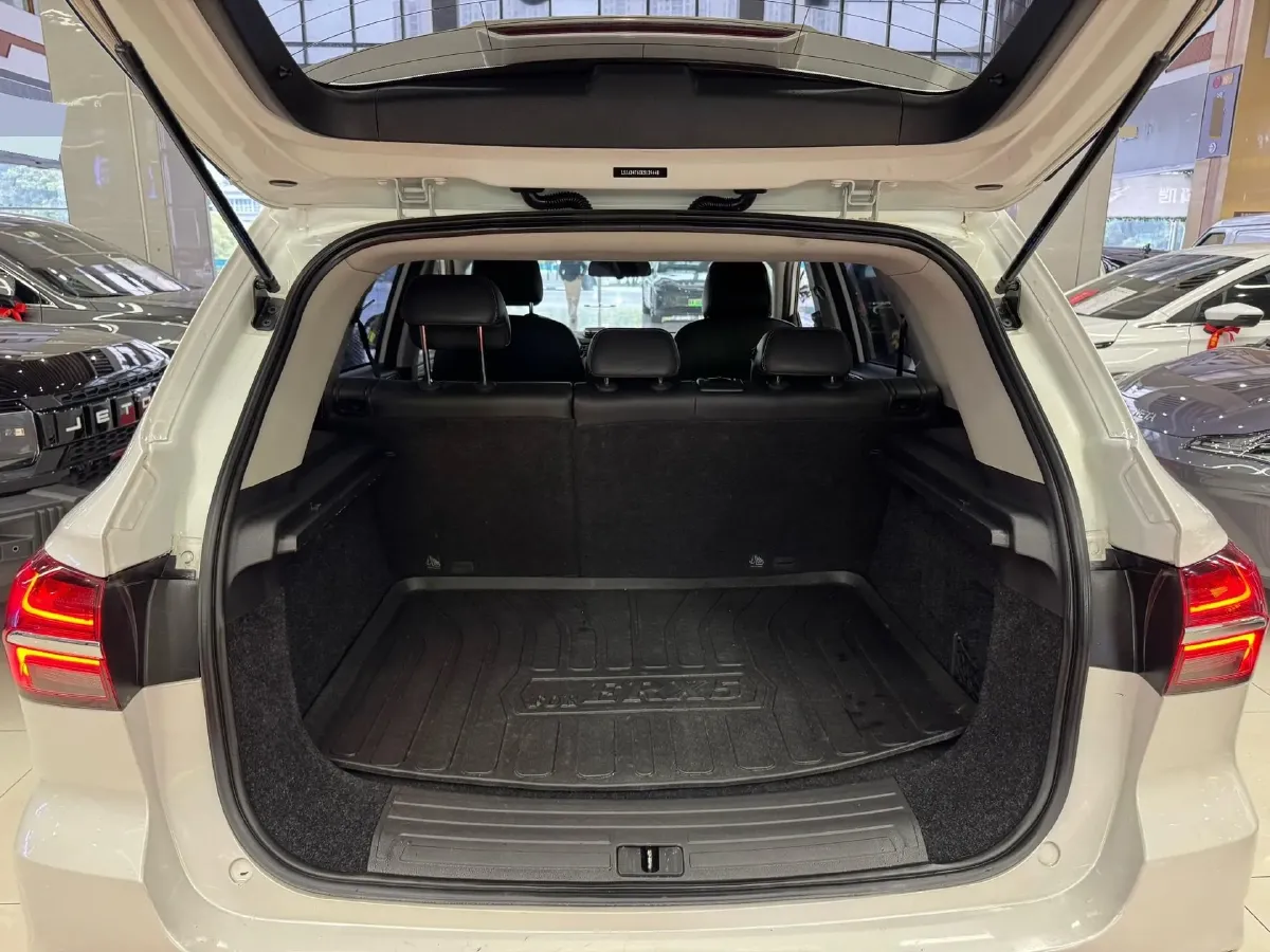 2019 Roewe RX5 1.5T 162HP L4 2AT PHEV 12KWH,autocango,china used car exporter,china ev exporter,chinese used car exporter,chinese used ev exporter