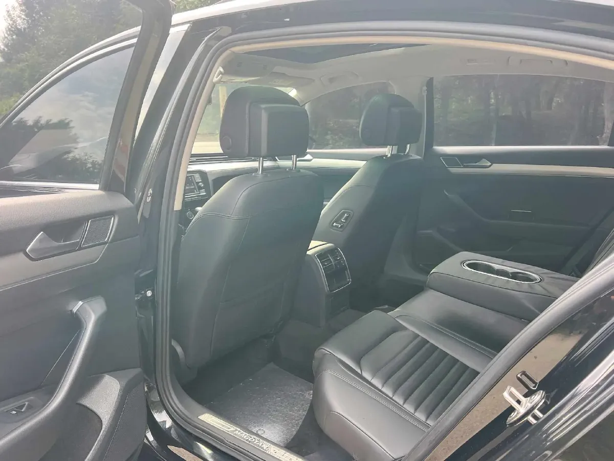 2019 Chevrolet Malibu XL 2.0T 241HP L4 9AT,autocango,china used car exporter,china ev exporter,chinese used car exporter,chinese used ev exporter