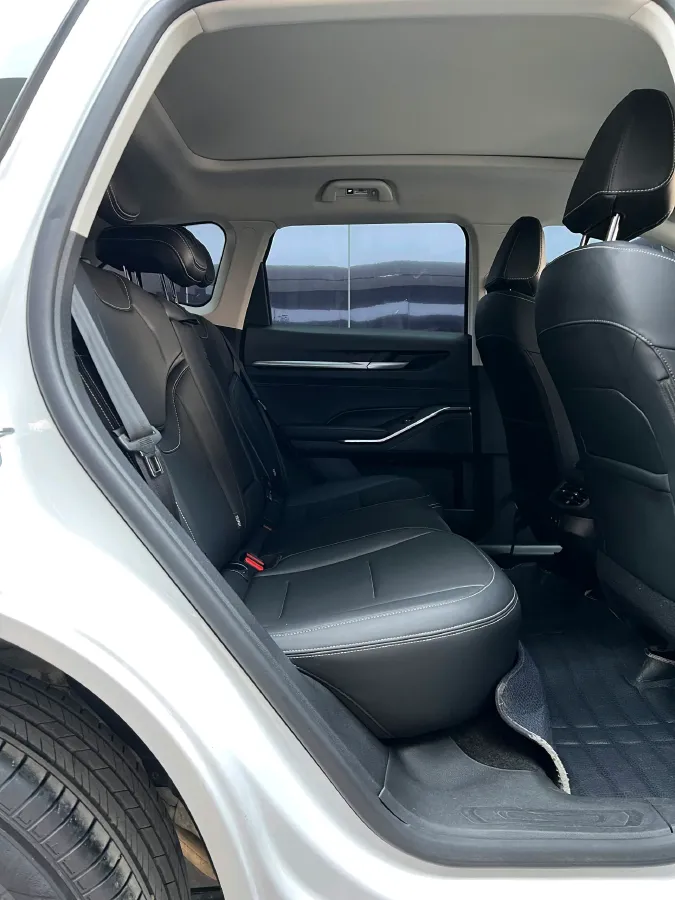 2022 Haval H6 1.5T 154HP L4 2DHT Hybrid 1.7KWH,autocango,china used car exporter,china ev exporter,chinese used car exporter,chinese used ev exporter