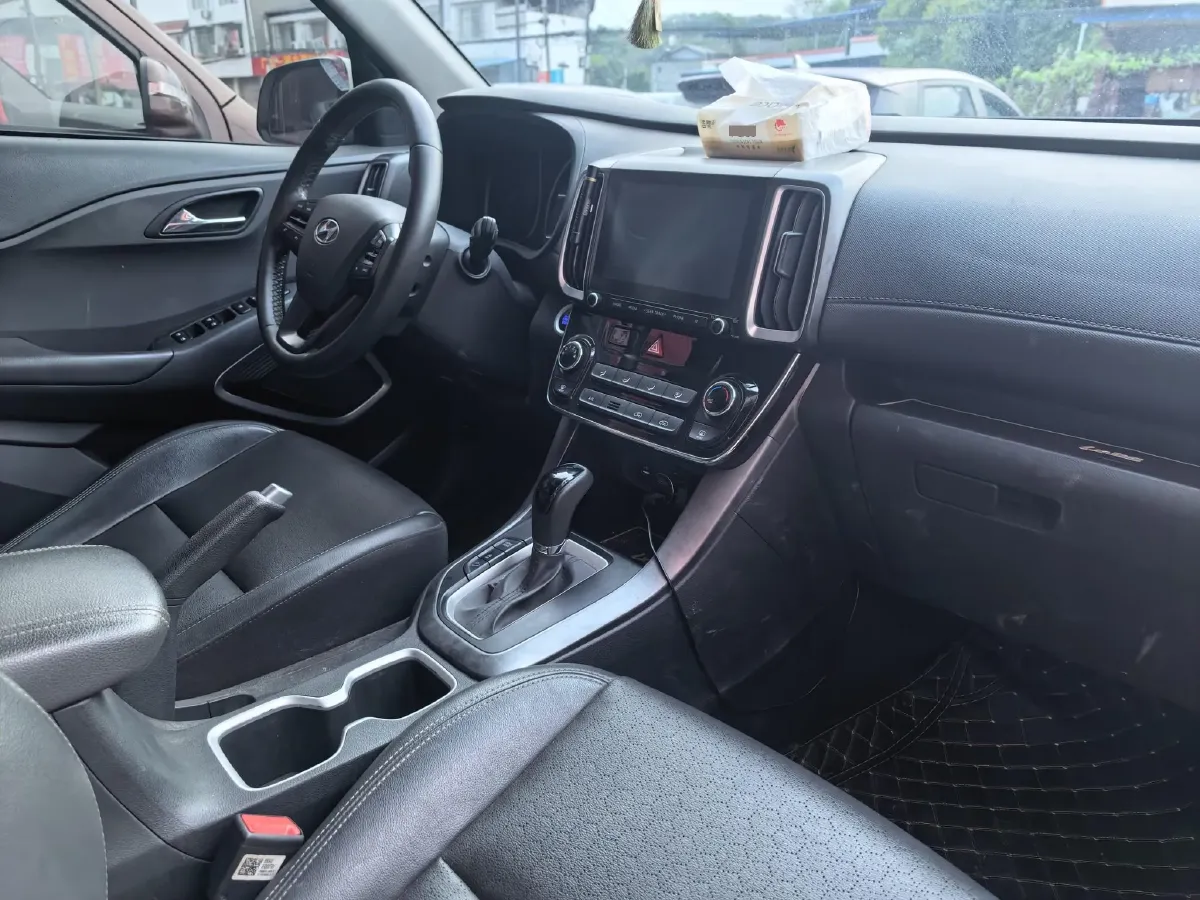 2019 Hyundai ix35 2.0L 160HP L4 6AT,autocango,china used car exporter,china ev exporter,chinese used car exporter,chinese used ev exporter