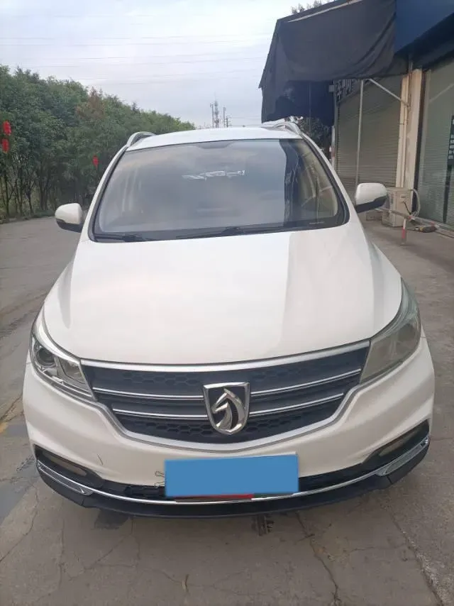 2021 BaoJun 730 1.5T 147HP L4 CVT,autocango,china used car exporter,china ev exporter,chinese used car exporter,chinese used ev exporter