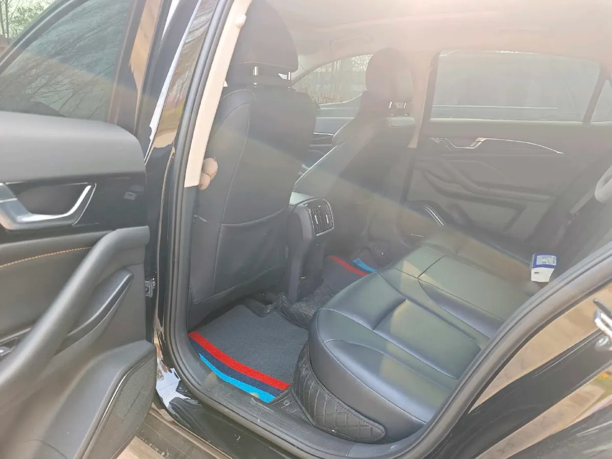 2025 Bestune B70 1.5T 169HP L4 7DCT,autocango,china used car exporter,china ev exporter,chinese used car exporter,chinese used ev exporter