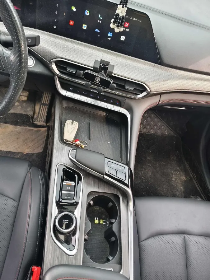 2020 ChangAn UNI-T 1.5T 180HP L4 7DCT,autocango,china used car exporter,china ev exporter,chinese used car exporter,chinese used ev exporter