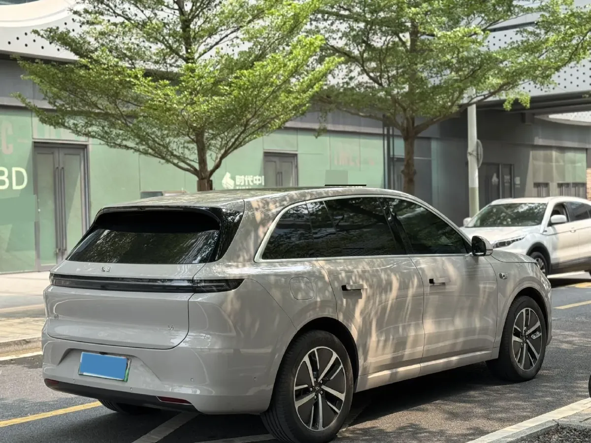 2024 Li L6 Range Extended 154HP L4 REEV 36.8KWH,autocango,china used car exporter,china ev exporter,chinese used car exporter,chinese used ev exporter