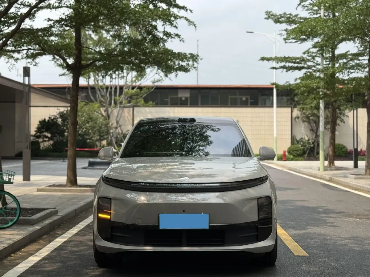 2024 Li L6 Range Extended 154HP L4 REEV 36.8KWH,autocango,china used car exporter,china ev exporter,chinese used car exporter,chinese used ev exporter