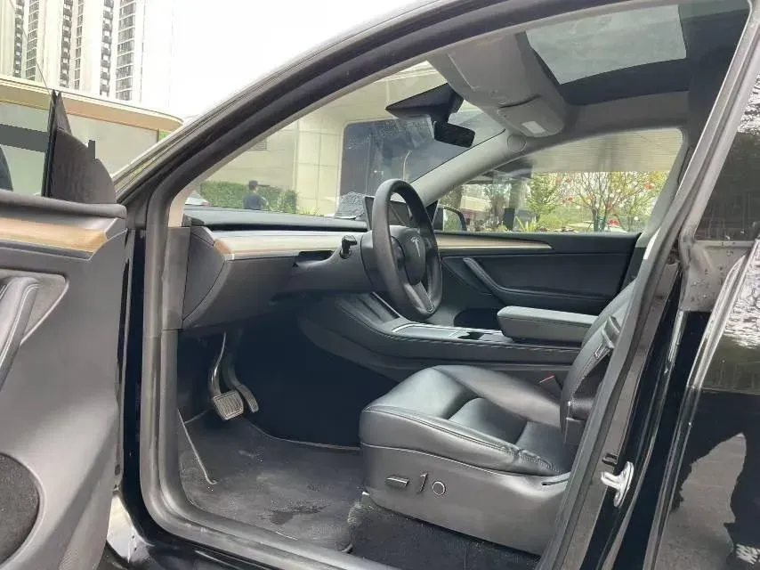 2022 Tesla Model Y BEV 60KWH,autocango,china used car exporter,china ev exporter,chinese used car exporter,chinese used ev exporter