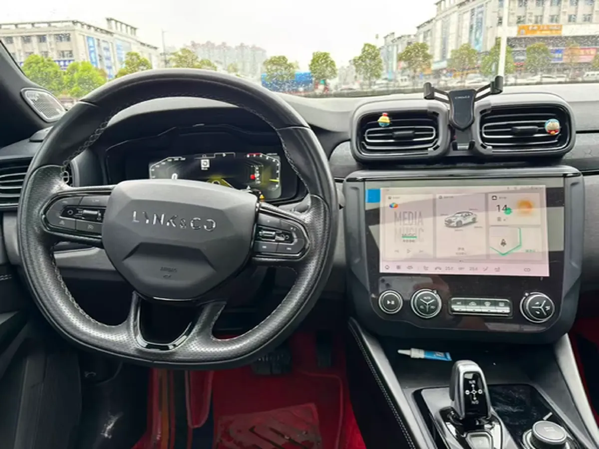 2022 LYNK&CO 03 2.0T 190HP L4 7DCT,autocango,china used car exporter,china ev exporter,chinese used car exporter,chinese used ev exporter