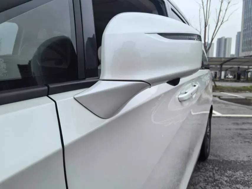 2023 Buick GL8 2.0T 237HP L4 9AT,autocango,china used car exporter,china ev exporter,chinese used car exporter,chinese used ev exporter