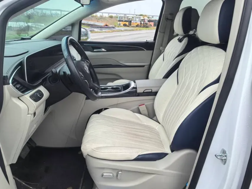 2023 Buick GL8 2.0T 237HP L4 9AT,autocango,china used car exporter,china ev exporter,chinese used car exporter,chinese used ev exporter