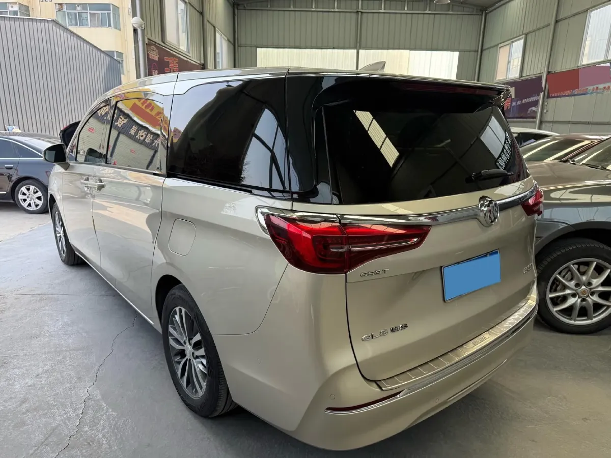 2021 Buick GL8 2.0T 237HP L4 9AT,autocango,china used car exporter,china ev exporter,chinese used car exporter,chinese used ev exporter