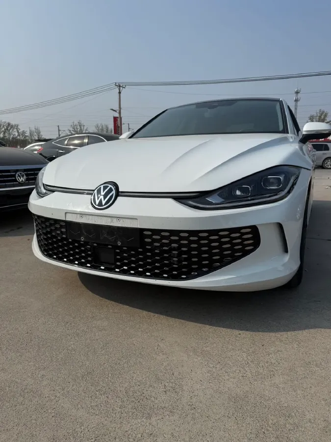 2024 Volkswagen Lamando 1.4T 150HP L4 7DCT,autocango,china used car exporter,china ev exporter,chinese used car exporter,chinese used ev exporter