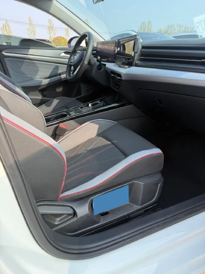 2024 Volkswagen Lamando 1.4T 150HP L4 7DCT,autocango,china used car exporter,china ev exporter,chinese used car exporter,chinese used ev exporter