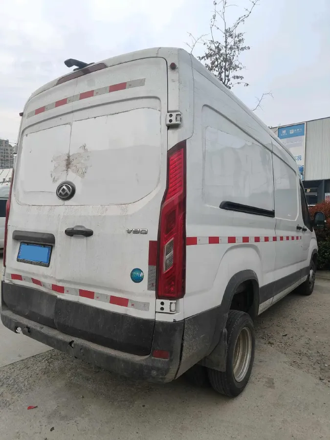2022 MAXUS XinTu V90 2.0T 150HP L4 6MT,autocango,china used car exporter,china ev exporter,chinese used car exporter,chinese used ev exporter