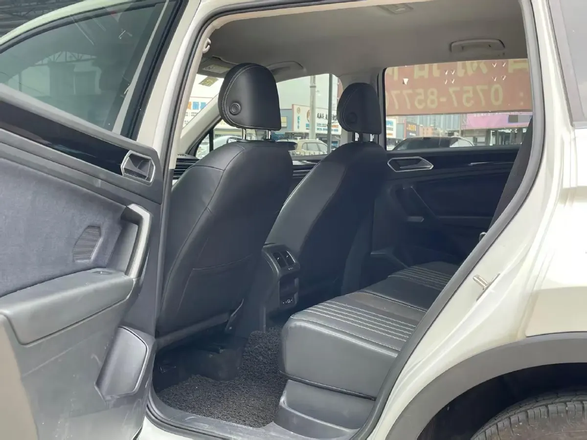 2023 Toyota Venza 2.0L 171HP L4 CVT,autocango,china used car exporter,china ev exporter,chinese used car exporter,chinese used ev exporter