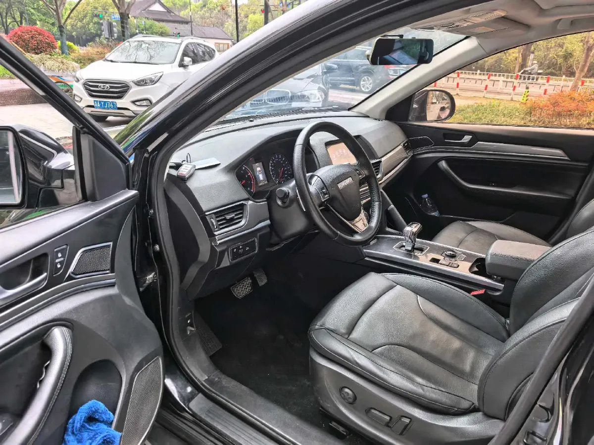 2019 Haval H6 1.5T 150HP L4 7DCT,autocango,china used car exporter,china ev exporter,chinese used car exporter,chinese used ev exporter