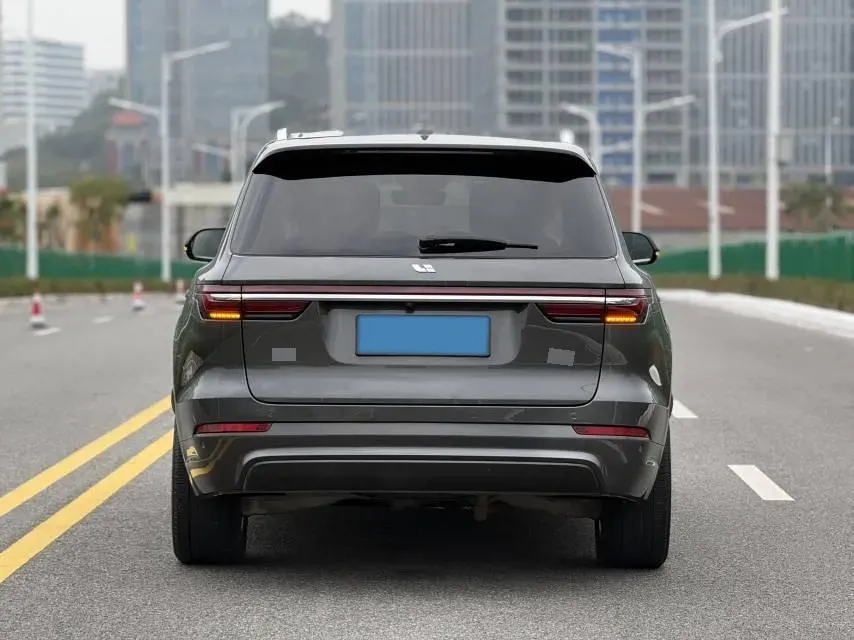 2021 Li ONE Range Extended 131HP REEV 40.5KWH,autocango,china used car exporter,china ev exporter,chinese used car exporter,chinese used ev exporter