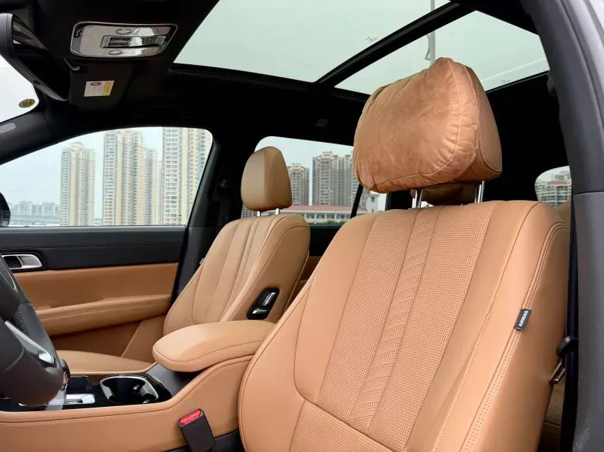 2021 Li ONE Range Extended 131HP REEV 40.5KWH,autocango,china used car exporter,china ev exporter,chinese used car exporter,chinese used ev exporter