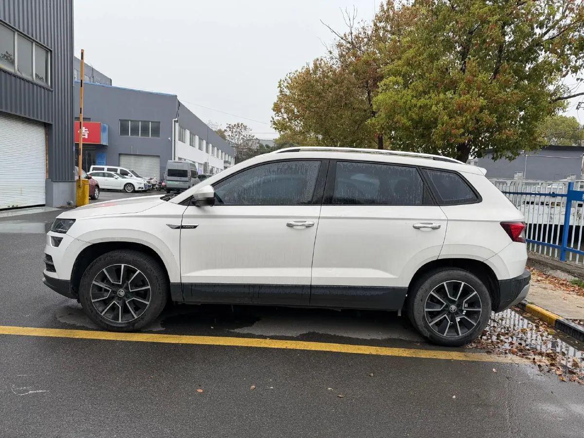 2019 Brilliance Auto V7 1.8T 231HP L4 7DCT,autocango,china used car exporter,china ev exporter,chinese used car exporter,chinese used ev exporter