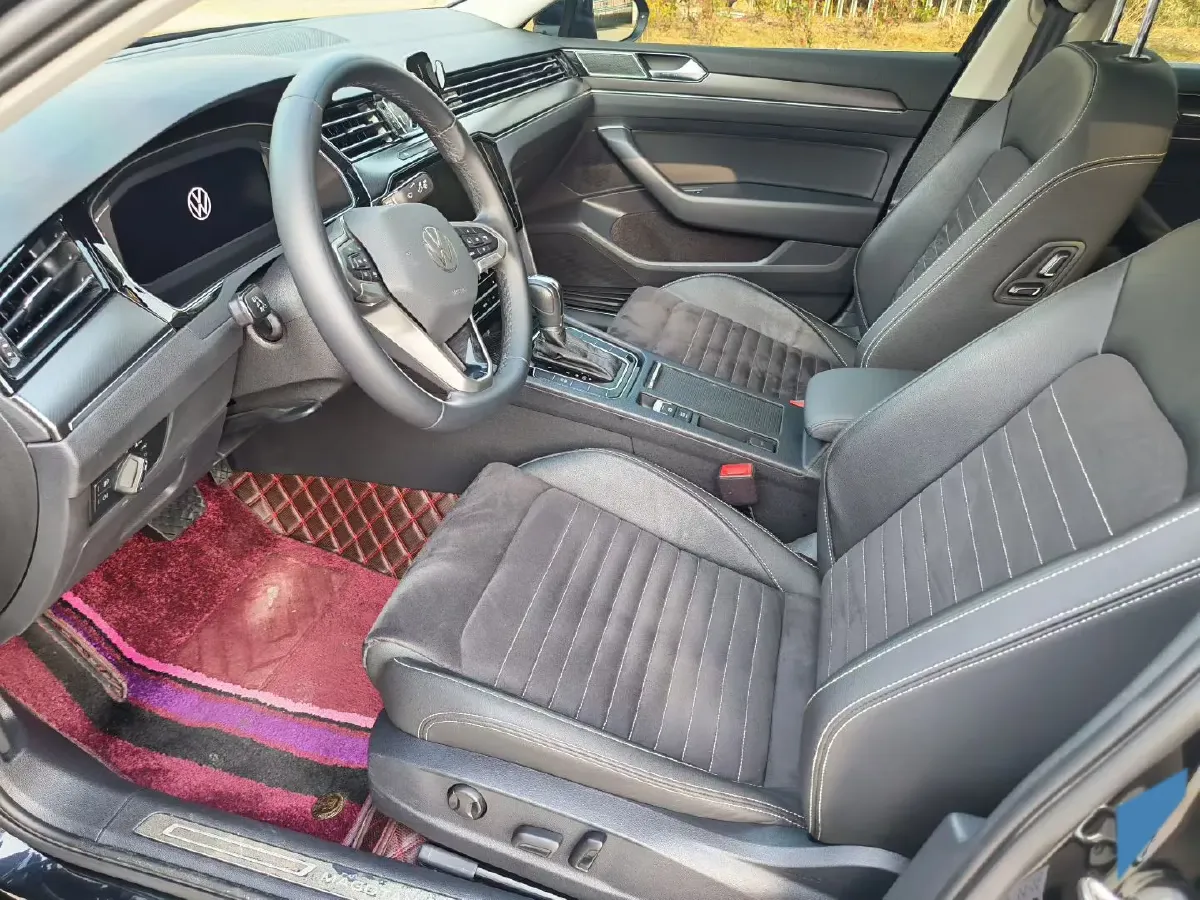 2021 Volkswagen Magotan 2.0T 186HP L4 7DCT,autocango,china used car exporter,china ev exporter,chinese used car exporter,chinese used ev exporter