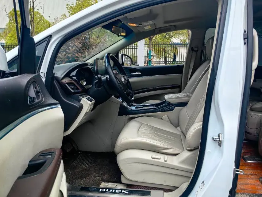 2021 Buick GL8 2.0T 237HP L4 9AT,autocango,china used car exporter,china ev exporter,chinese used car exporter,chinese used ev exporter