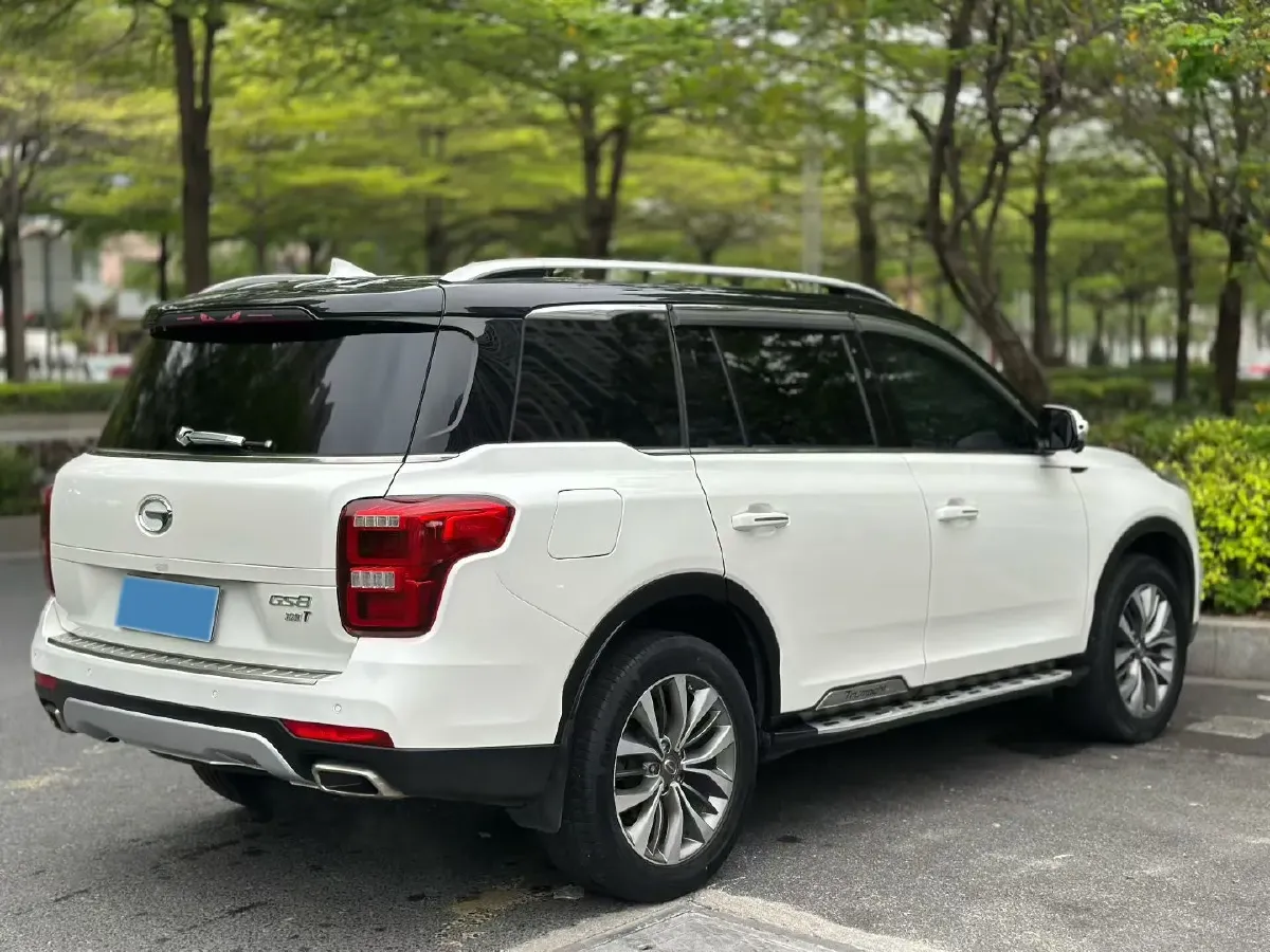 2017 GAC Trumpchi GS8 2.0T 201HP L4 6AT,autocango,china used car exporter,china ev exporter,chinese used car exporter,chinese used ev exporter