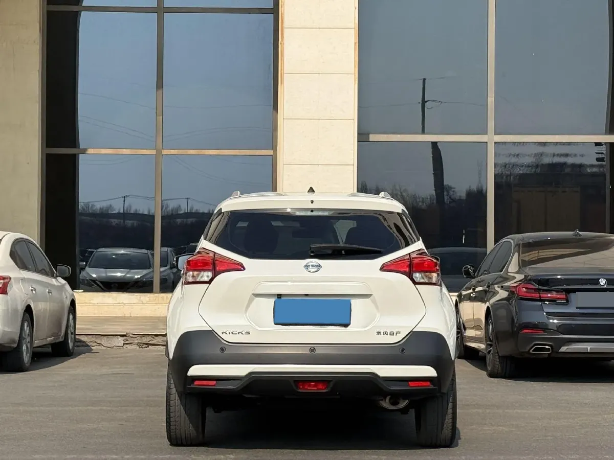 2022 Nissan Kicks 1.5L 122HP L4 CVT,autocango,china used car exporter,china ev exporter,chinese used car exporter,chinese used ev exporter